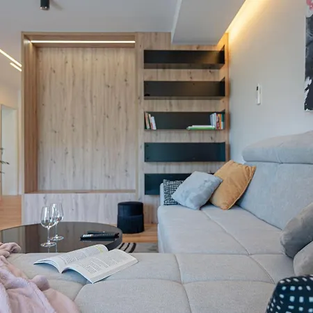 Apartamento Stylish 10min To The *