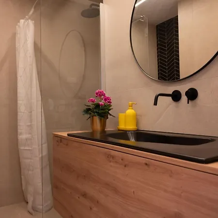 Stylish 10min To The Apartamento