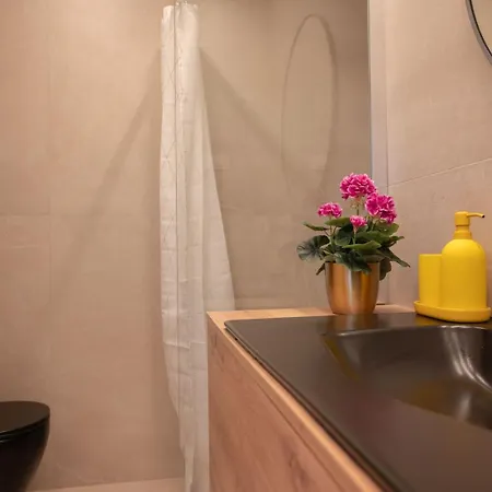 Stylish 10min To The Apartman *